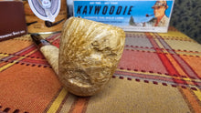 Load image into Gallery viewer, Driftwoodie x Greywoodie Strawberry Shape Pipe
