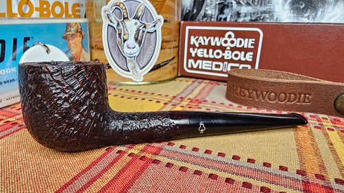 Kaywoodie Relief Grain Pot Shape Pipe