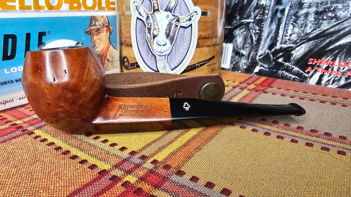 Kaywoodie Standard Bulldog Pipe