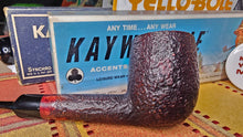 Load image into Gallery viewer, Kaywoodie Relief Grain Lovat Pipe